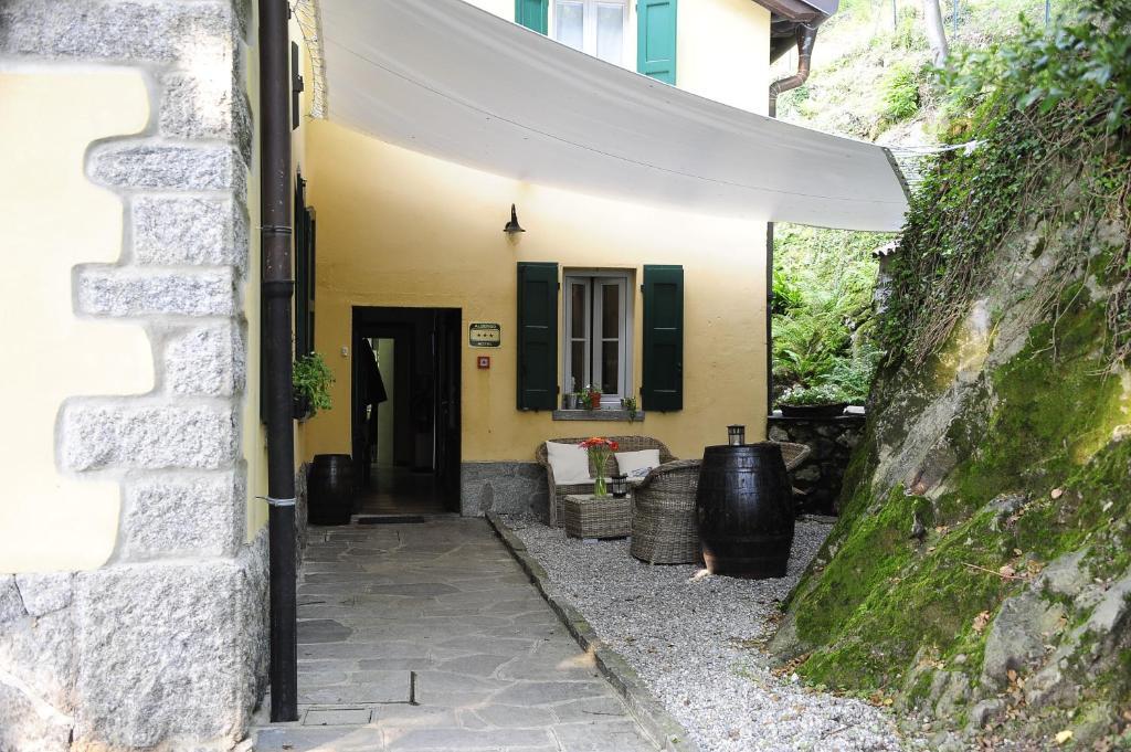 Ristorante Hotel Falchetto Brunate Εξωτερικό φωτογραφία